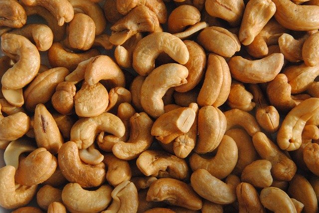 oříšky ořechy
